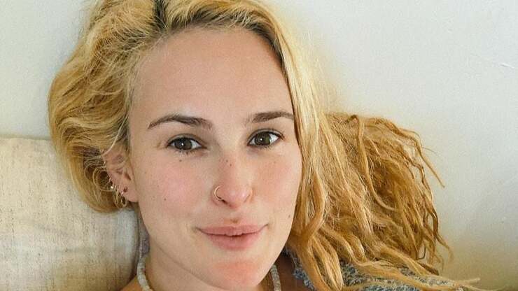 Rumer Willis trennt sich von Derek Richard Thomas und zieht Tochter Louetta alleine groß