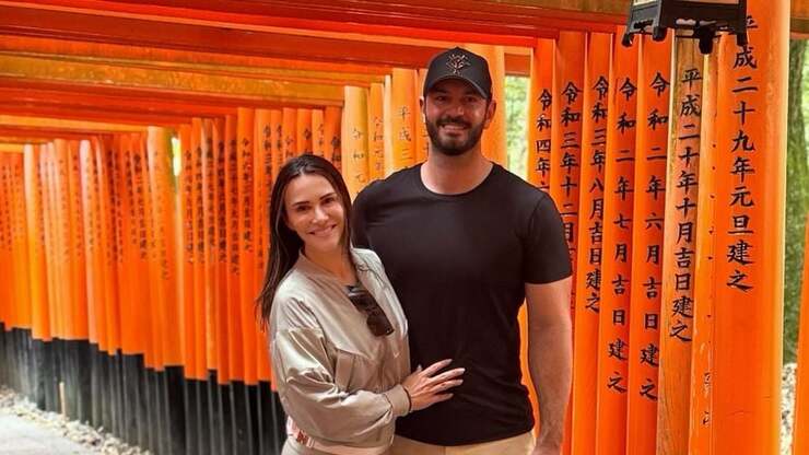 Andi Dorfman und Blaine Hart erwarten Töchterchen nach Gender-Reveal-Party im Sand