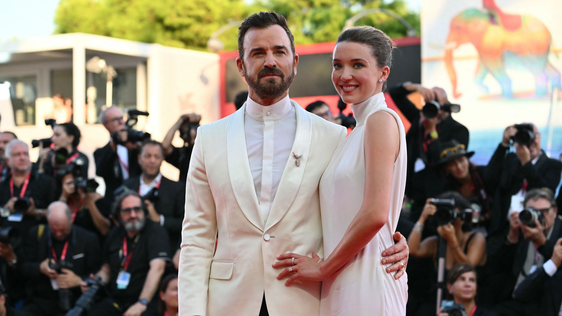 Spekulationen über Verlobung: Justin Theroux und Nicole Brydon Bloom am roten Teppich gesehen