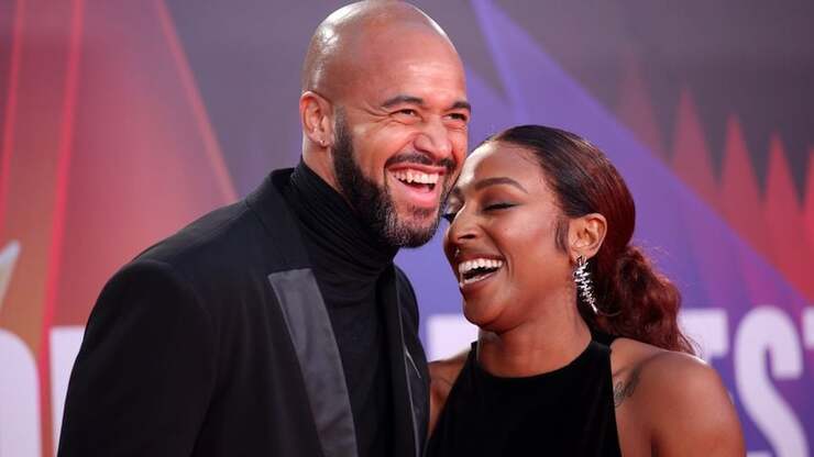 Alexandra Burke und Darren Randolph geben Engagement nach romantischem Dinner in London bekannt