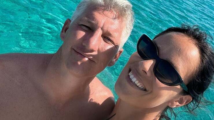 Ana Ivanović präsentiert tolle Bauchmuskeln im Bikini während Griechenland-Urlaubs