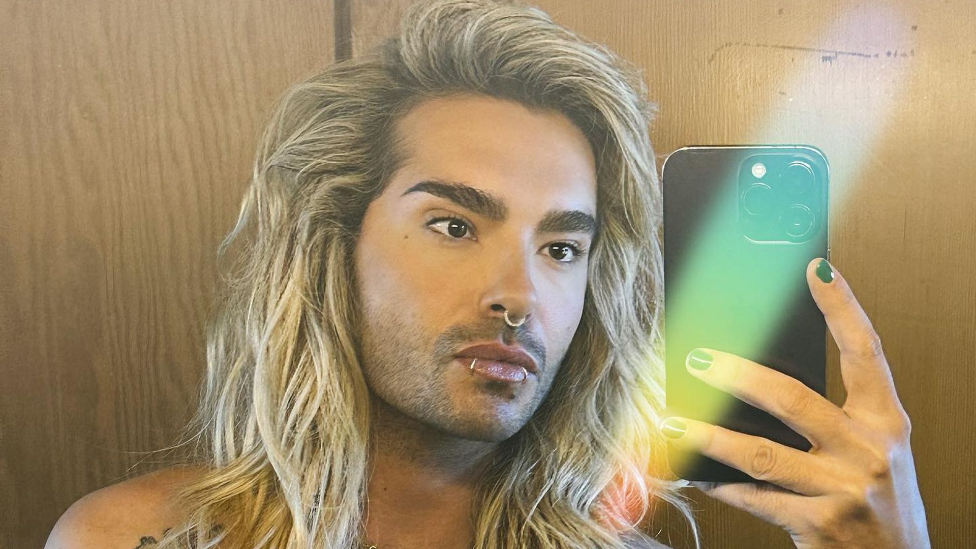 Bill Kaulitz plant Halloween-Outfit mit Partner und spricht über seine Beziehung