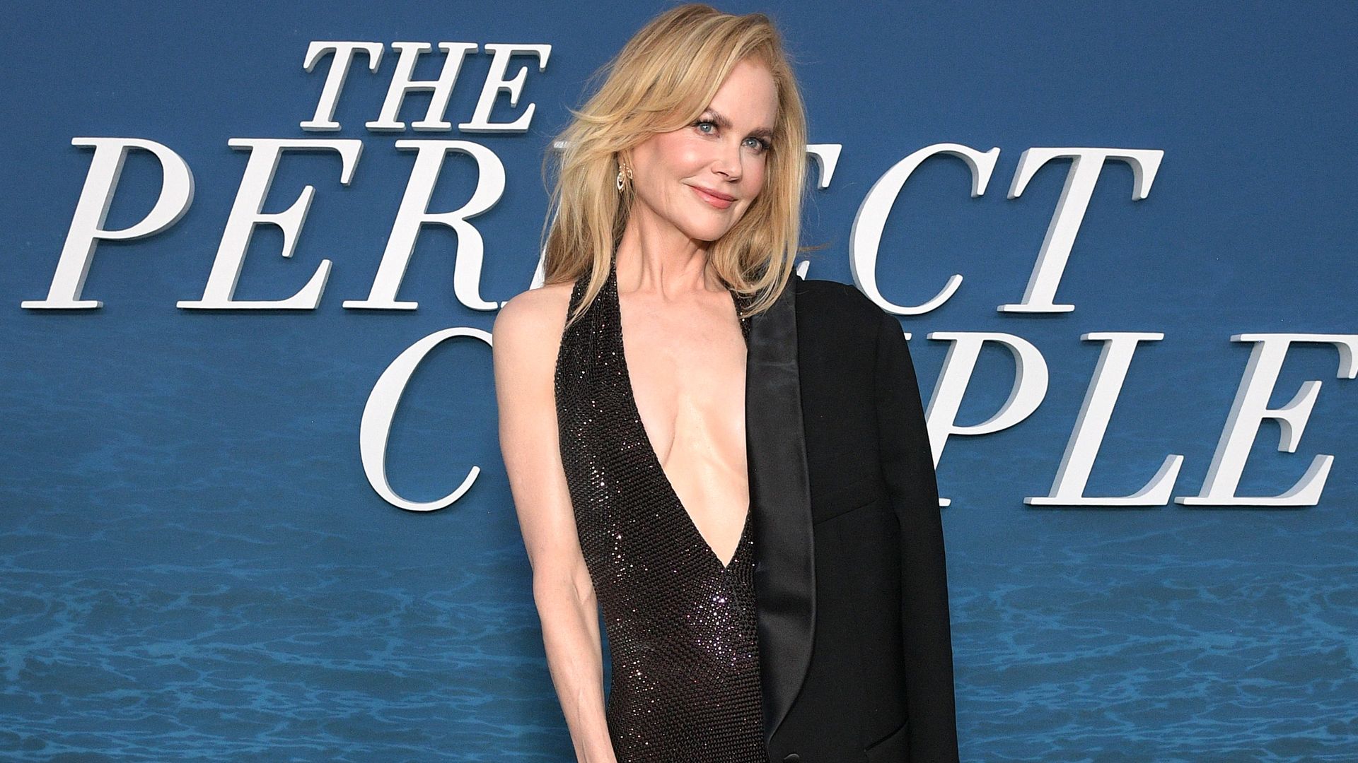 Nicole Kidman begeistert bei Premiere von "The Perfect Couple" in funkelndem Kleid