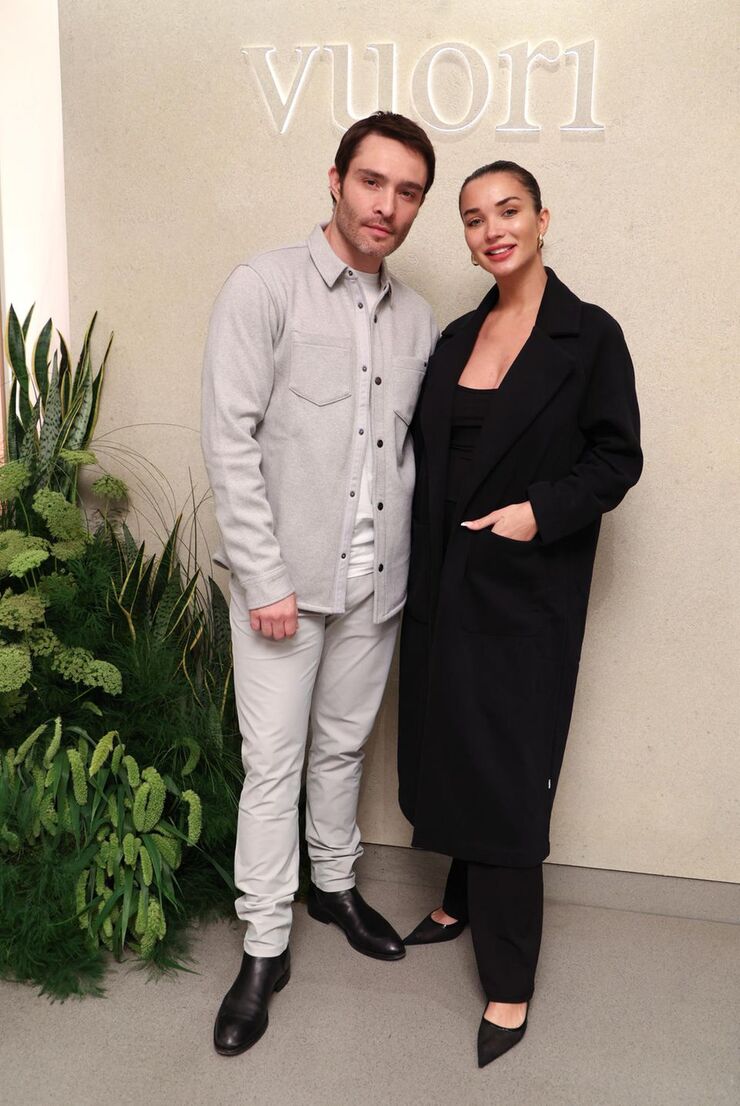 Ed Westwick und Amy Jackson erwarten ihr erstes Kind – Schwangerschaftsfreude auf Instagram geteilt