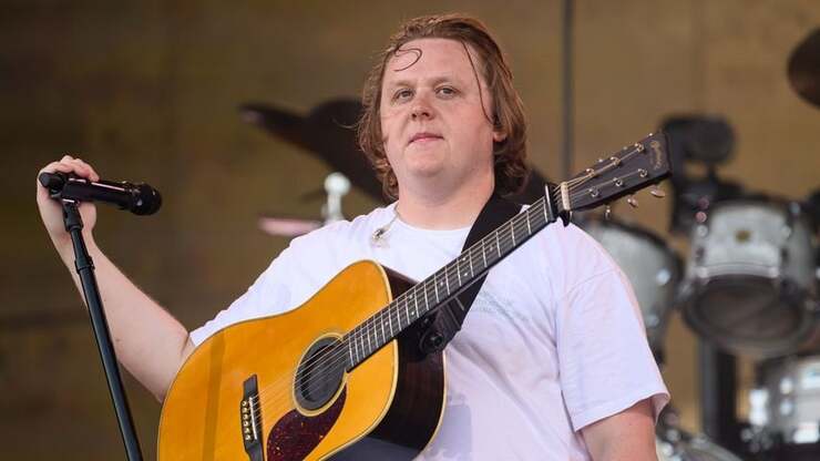 Lewis Capaldi kündigt Comeback an: Drittes Album nach einjähriger Pause in Planung