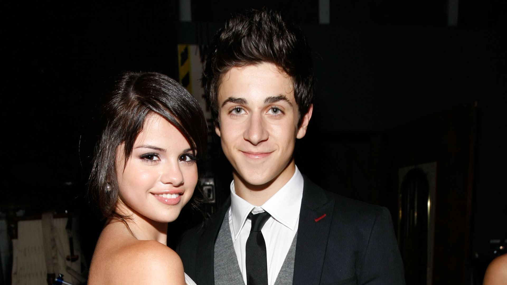 David Henrie enthüllt das Geheimnis seiner Freundschaft mit Selena Gomez seit 2007