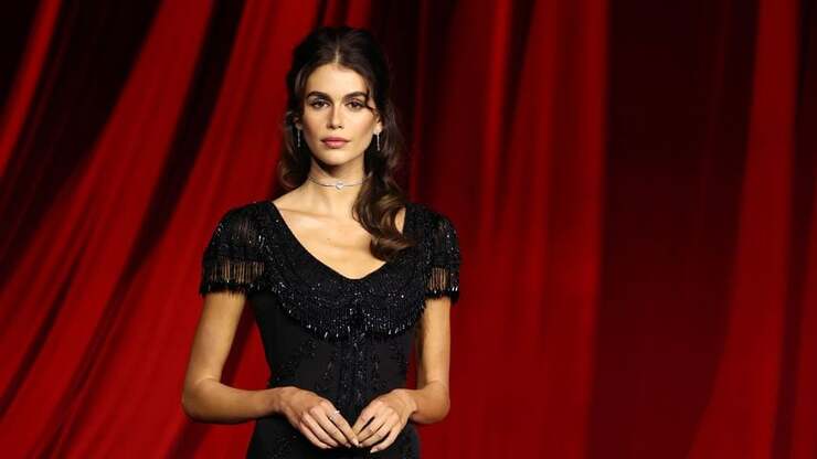 Kaia Gerber begeistert im mintgrünen Gucci-Kleid bei der LACMA Art+Film Gala