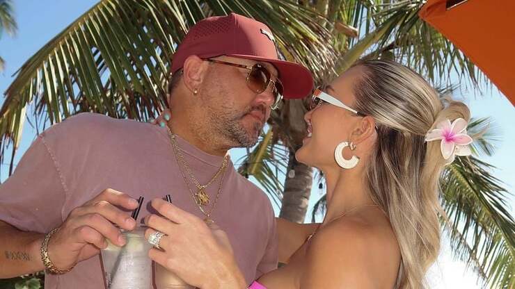 Jason Aldean und Familie genießen traumhaften Urlaub auf den Bahamas vor den Feiertagen