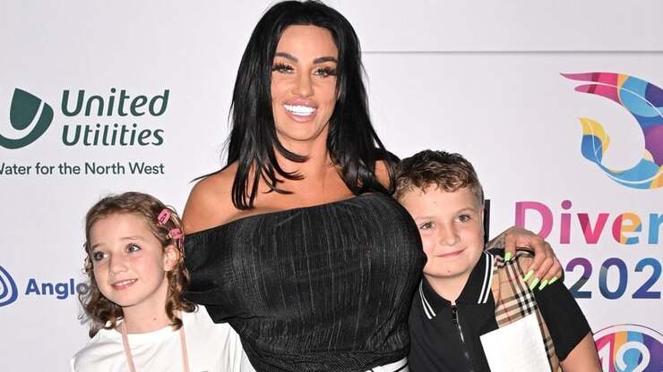 Katie Price plant keinen Heiratsantrag für Freund John Joe Slater zu Weihnachten