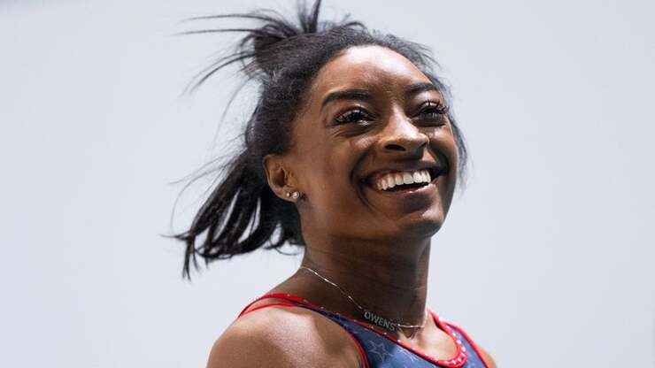 Simone Biles überrascht mit neuer Bob-Frisur und selbstbewusstem Auftritt auf Instagram