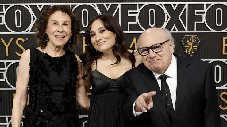 Danny DeVito: Energischer Schauspieler feiert seinen 80. Geburtstag in Beverly Hills