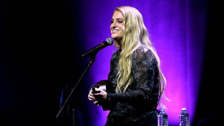 Meghan Trainor plant Brust-OP für mehr Selbstbewusstsein nach Schwangerschaften und Gewichtsverlust