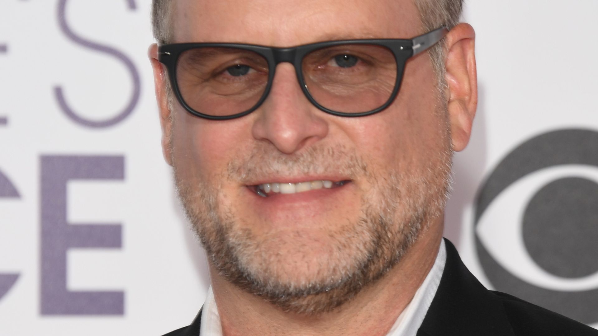 Dave Coulier erhält Diagnosen über Krebs und teilt Neuigkeiten mit Co-Stars im Chat