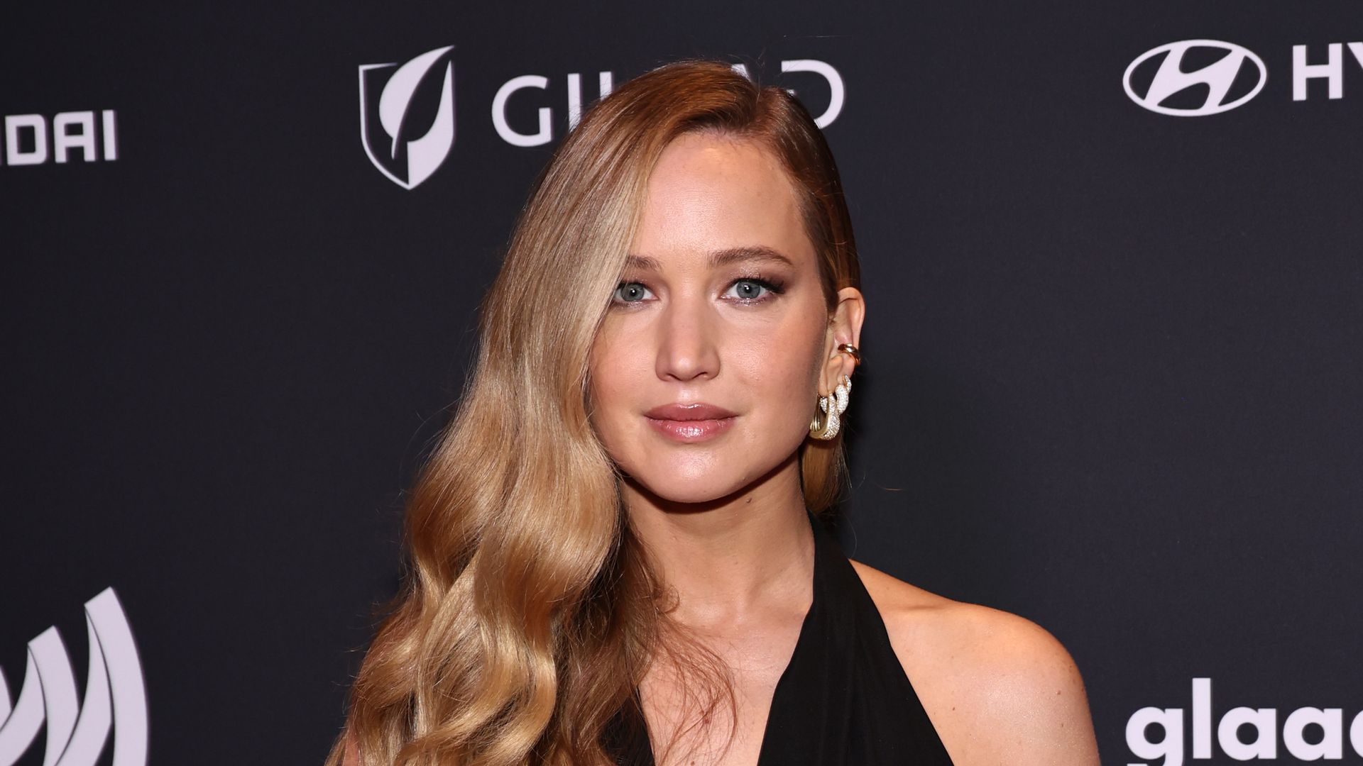 Entspannt in Los Angeles: Jennifer Lawrence zeigt Babybauch in lässiger Sportkleidung