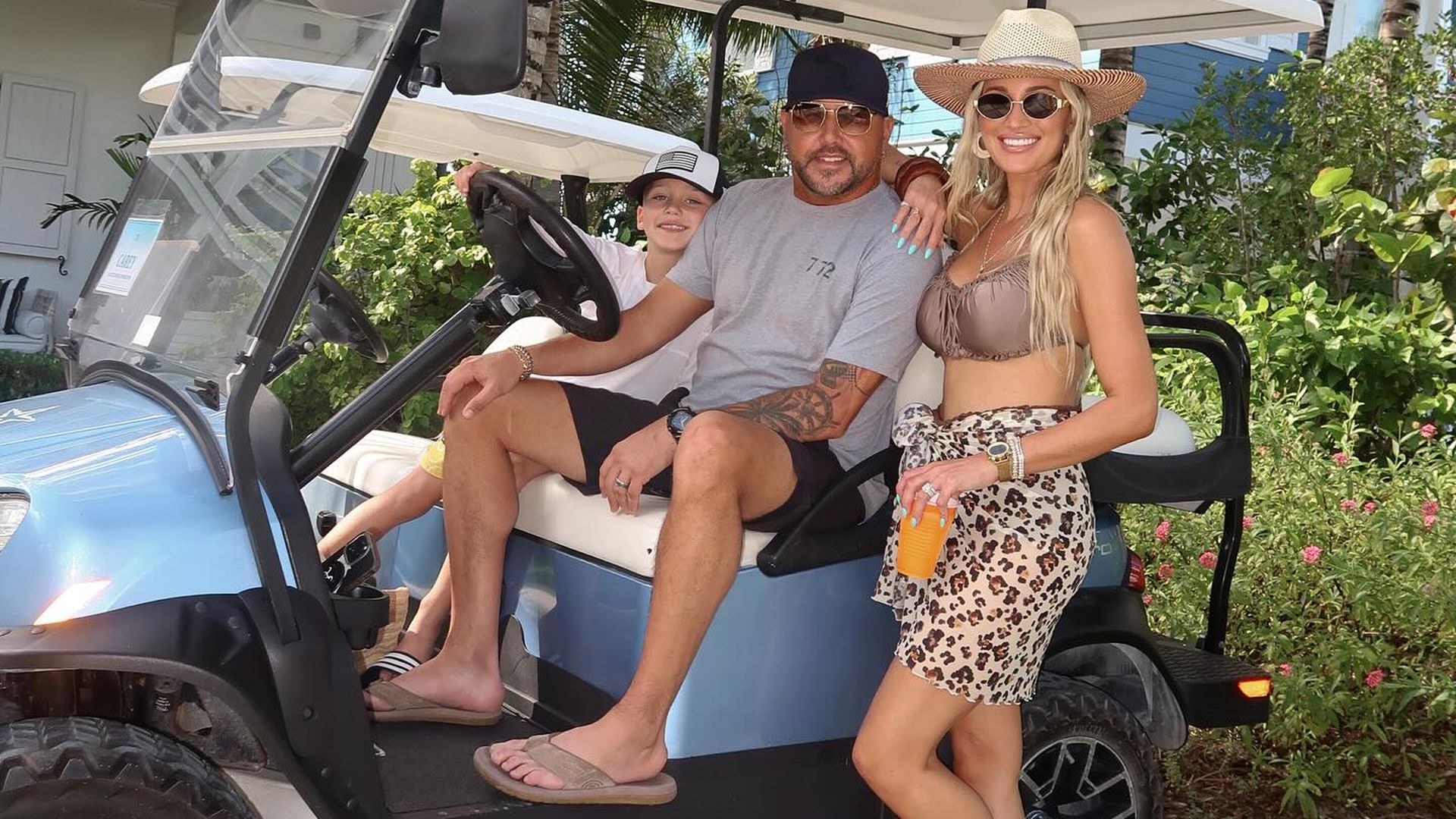 Jason Aldean und Familie genießen traumhaften Urlaub auf den Bahamas vor den Feiertagen