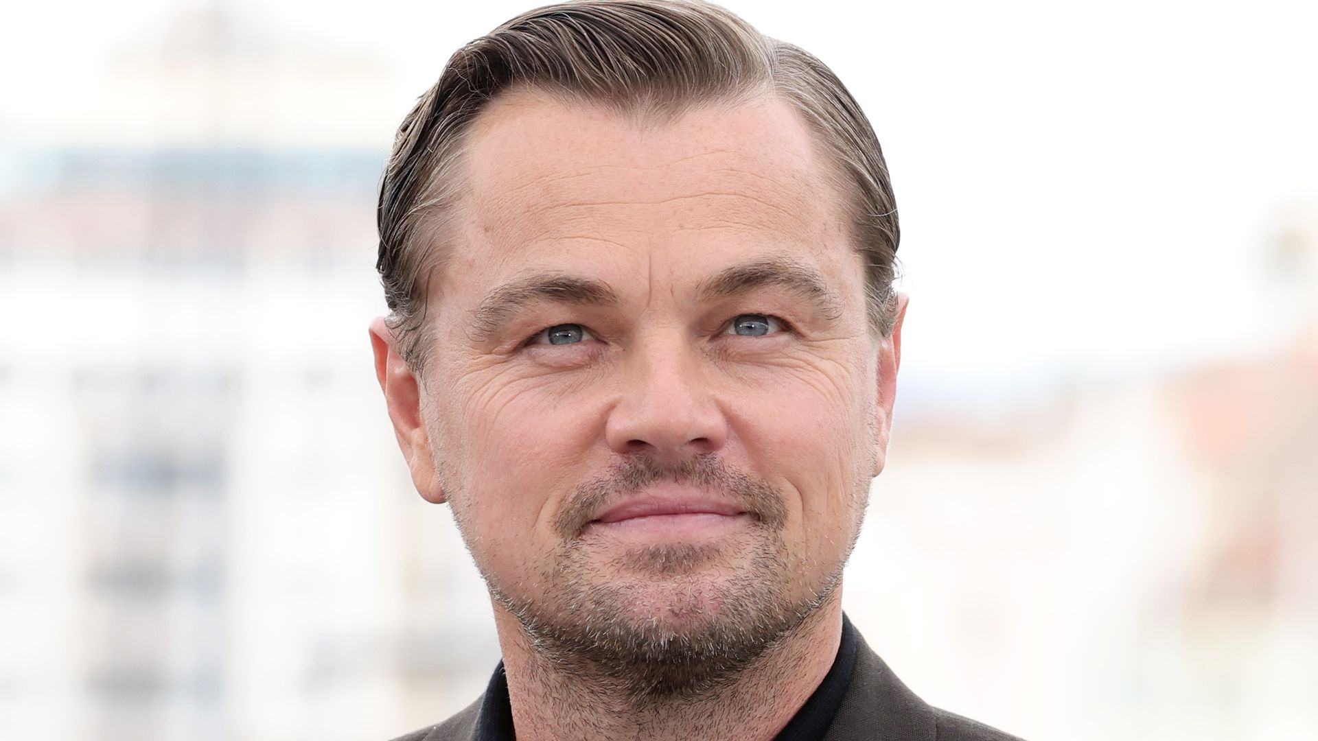 Leonardo DiCaprio zeigt neuen Look mit grauem Bart nach der Feier zum 50. Geburtstag