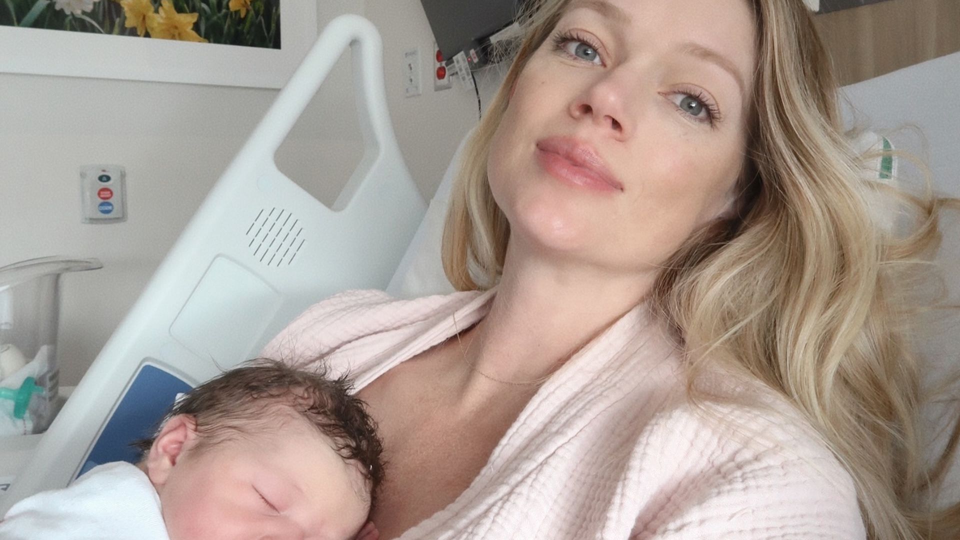 Lindsay Ellingson feiert die Geburt ihrer Tochter Ella Viive Marie kurz vor dem 40. Geburtstag