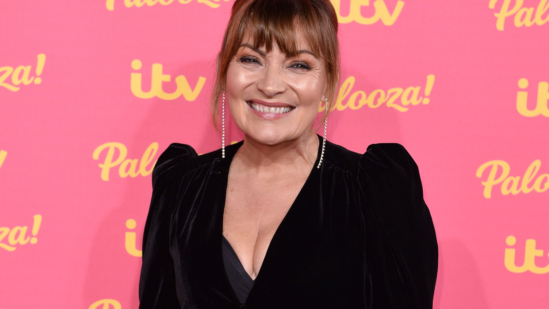 Lorraine Kelly kritisiert Botox und Schönheitsoperationen: Falten als Geschichten des Lebens