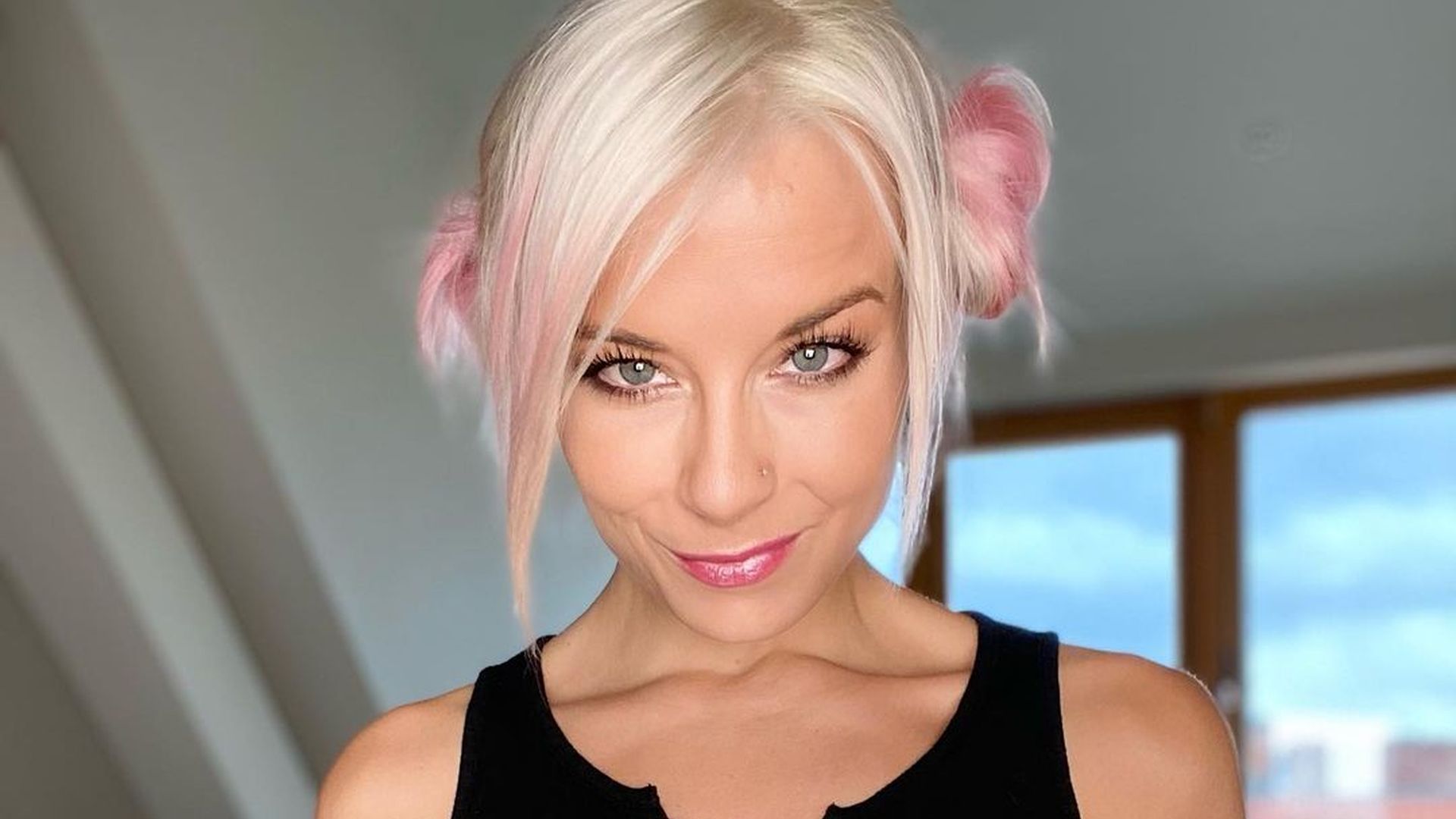 Mia Julia, eine 37-jährige Schlagersängerin, erzählte auf Instagram von einem...