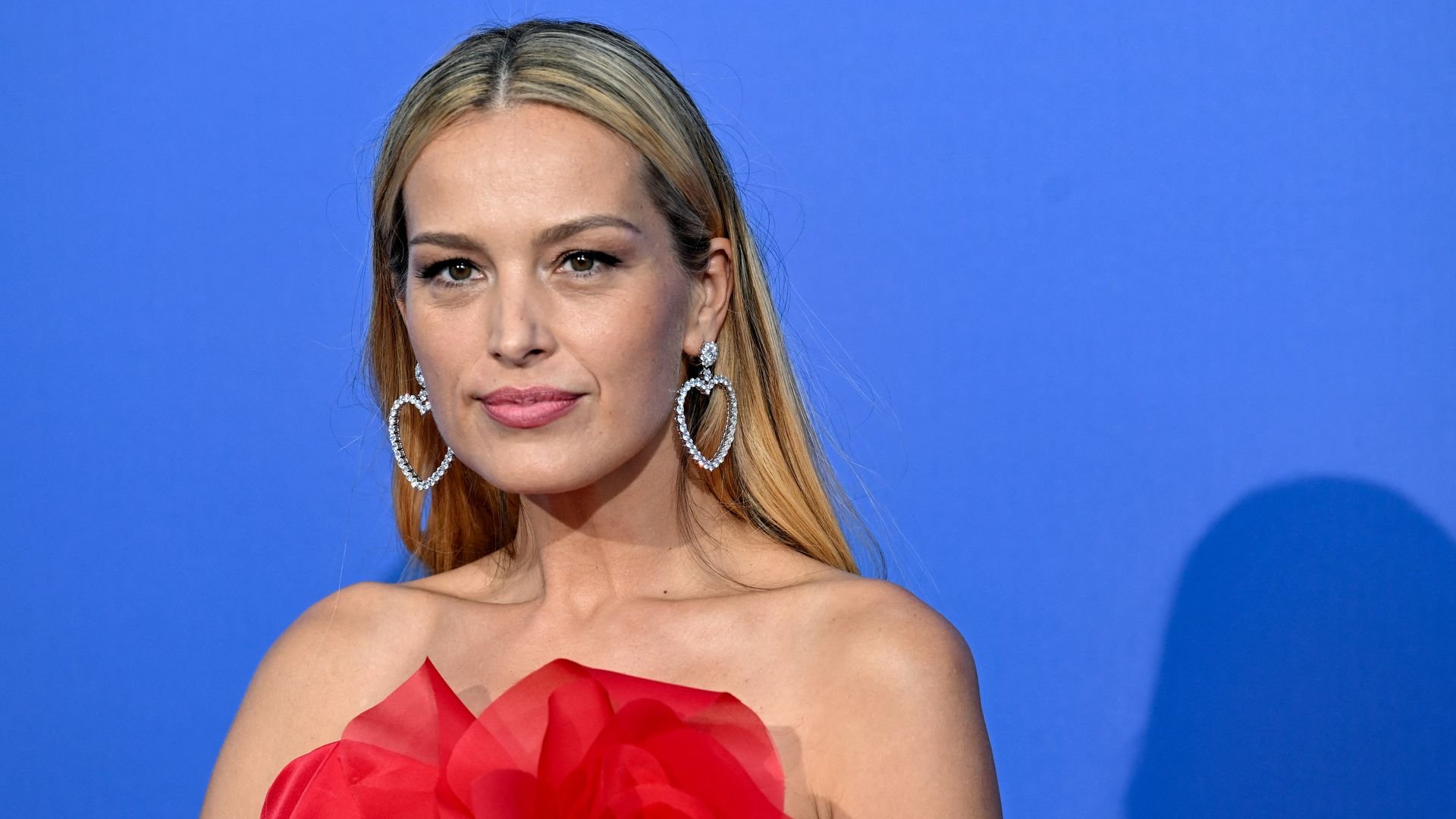 Petra Nemcova: Tsunami überflutet Leben und führt zur Gründung des Happy Hearts Fund