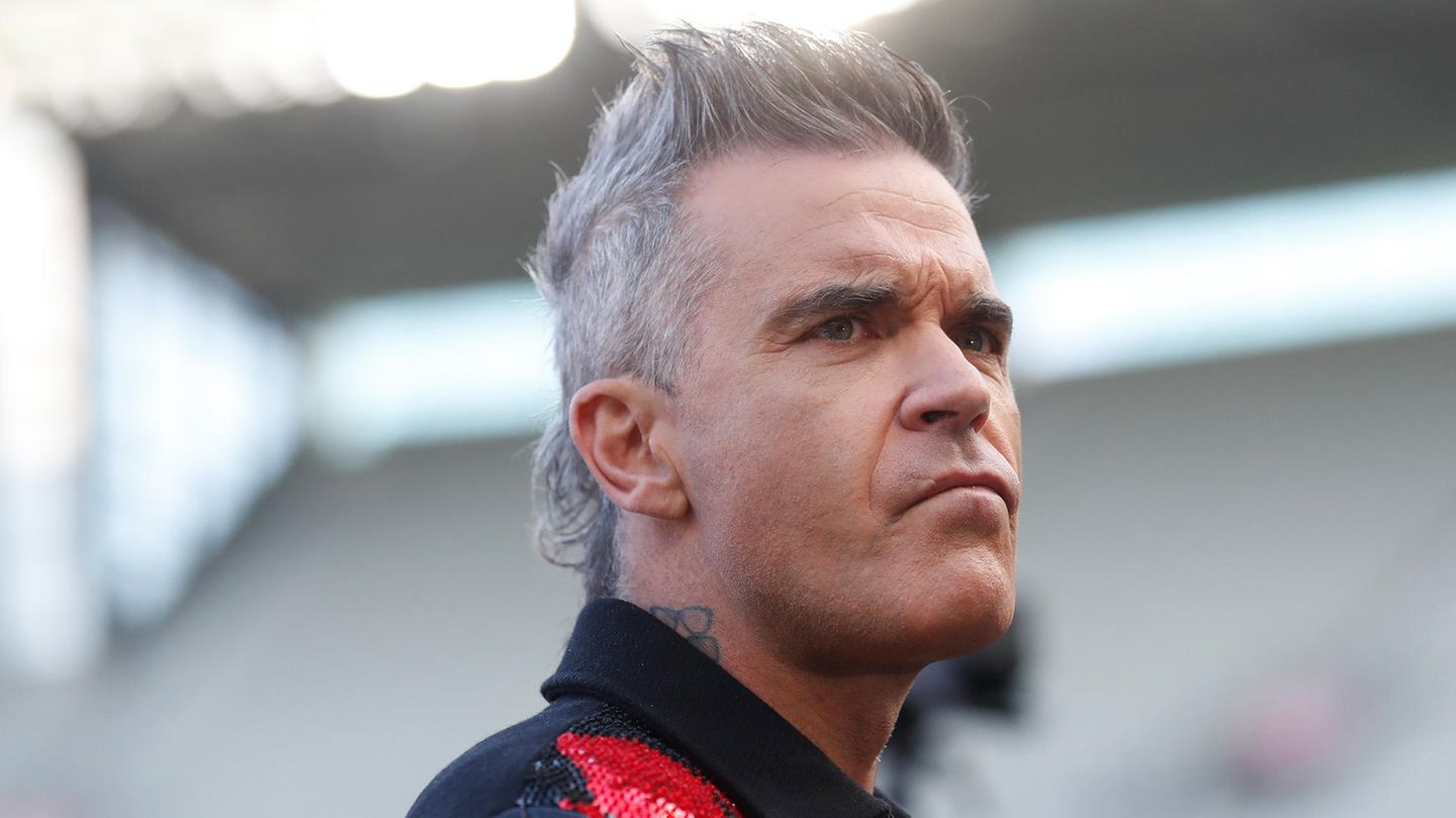 Robbie Williams kontert Nigel Martin-Smiths Vorwürfe zu Suchtproblemen deutlich und kritisch