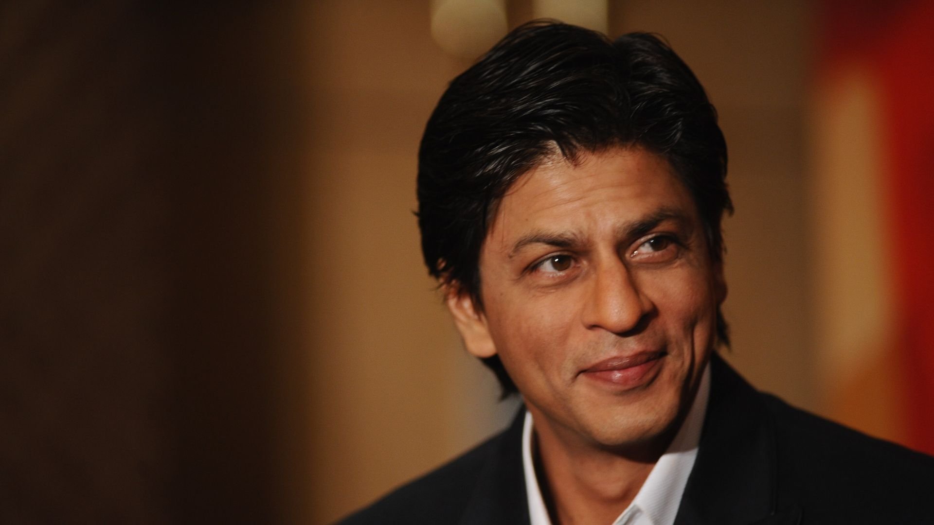 Shah Rukh Khan beendet nach 30 Jahren das Rauchen und plant besondere Filme für die Zukunft