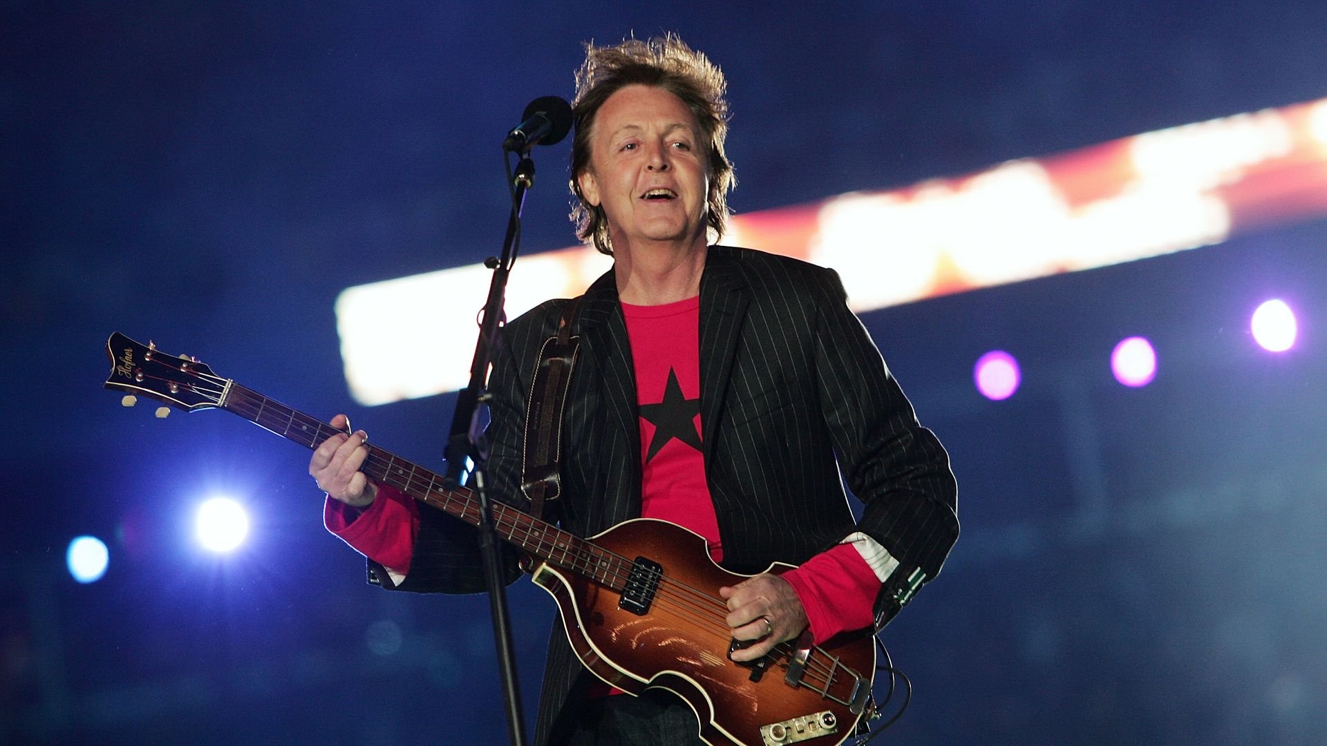 Überraschender Auftritt: Paul McCartney begeistert Fans in einem kleinen Club in den Hamptons